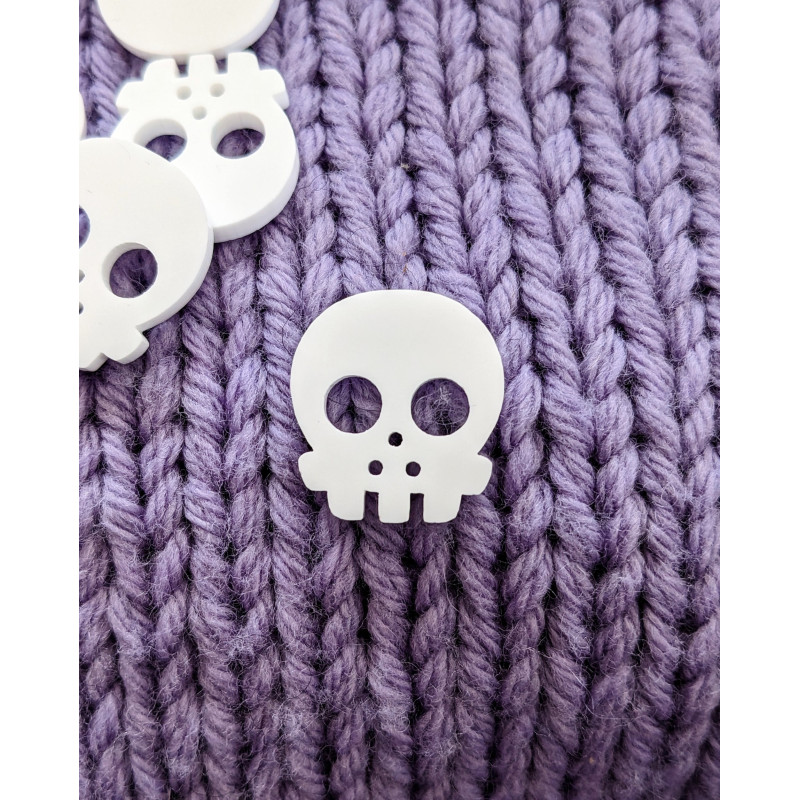 Deadly Skull Buttons 23 mm hvid