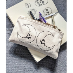 Deadly Moon pouch