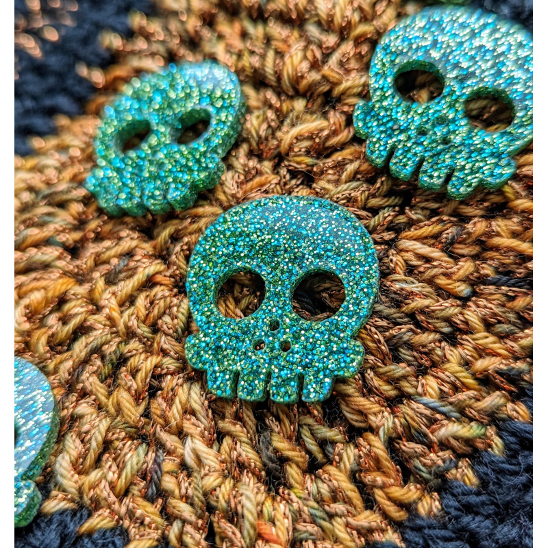 Deadly Skull Buttons 30 mm Grøn glitter