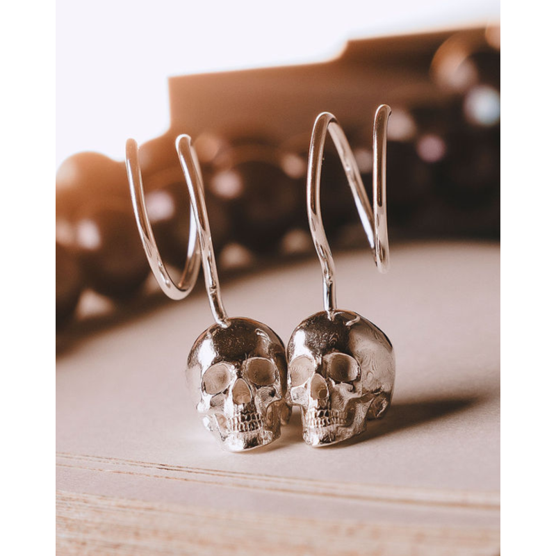 Deadly Cursed curls - silver