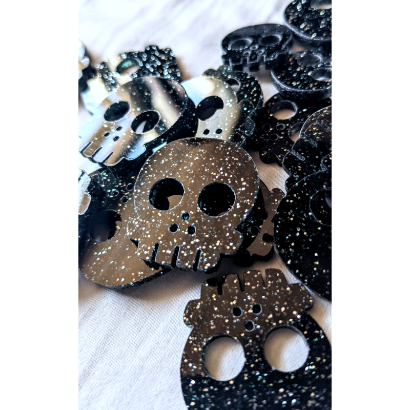 Deadly Skull Buttons 30 mm Black glitter